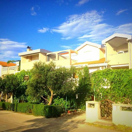 Apartments Dubravka بيروفاتش المظهر الخارجي الصورة