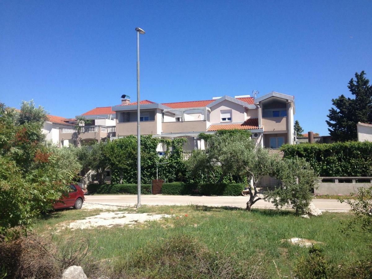 Apartments Dubravka بيروفاتش المظهر الخارجي الصورة