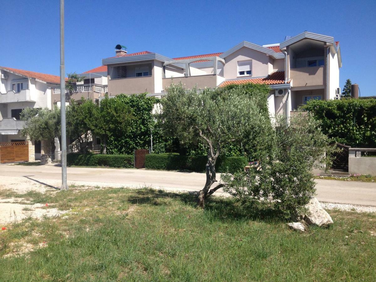 Apartments Dubravka بيروفاتش المظهر الخارجي الصورة